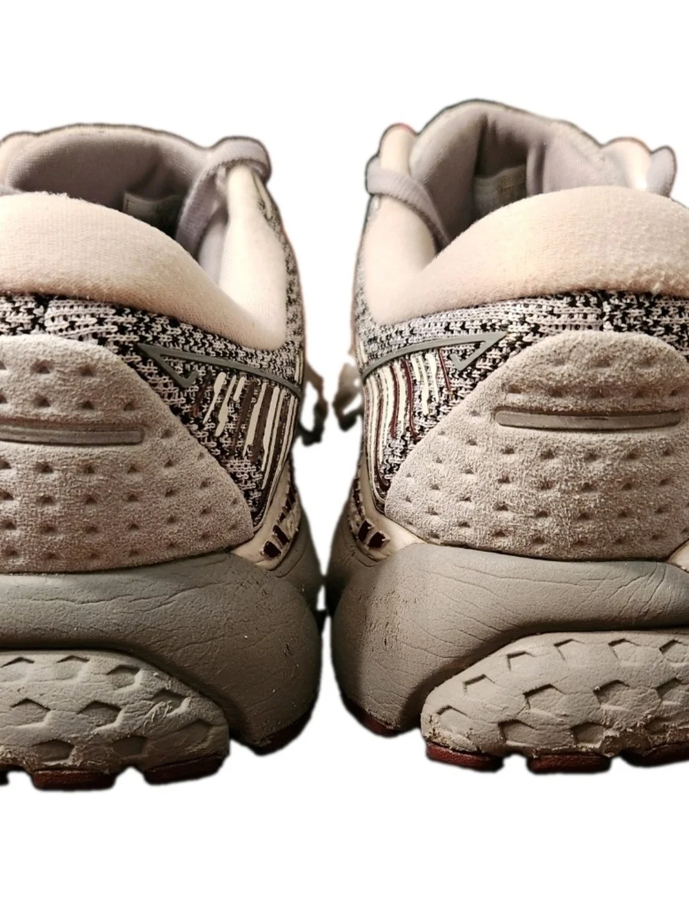 Brooks Women's Size 9.5 Adrenaline 19 Athletic Shoes Performance Sneakers Run